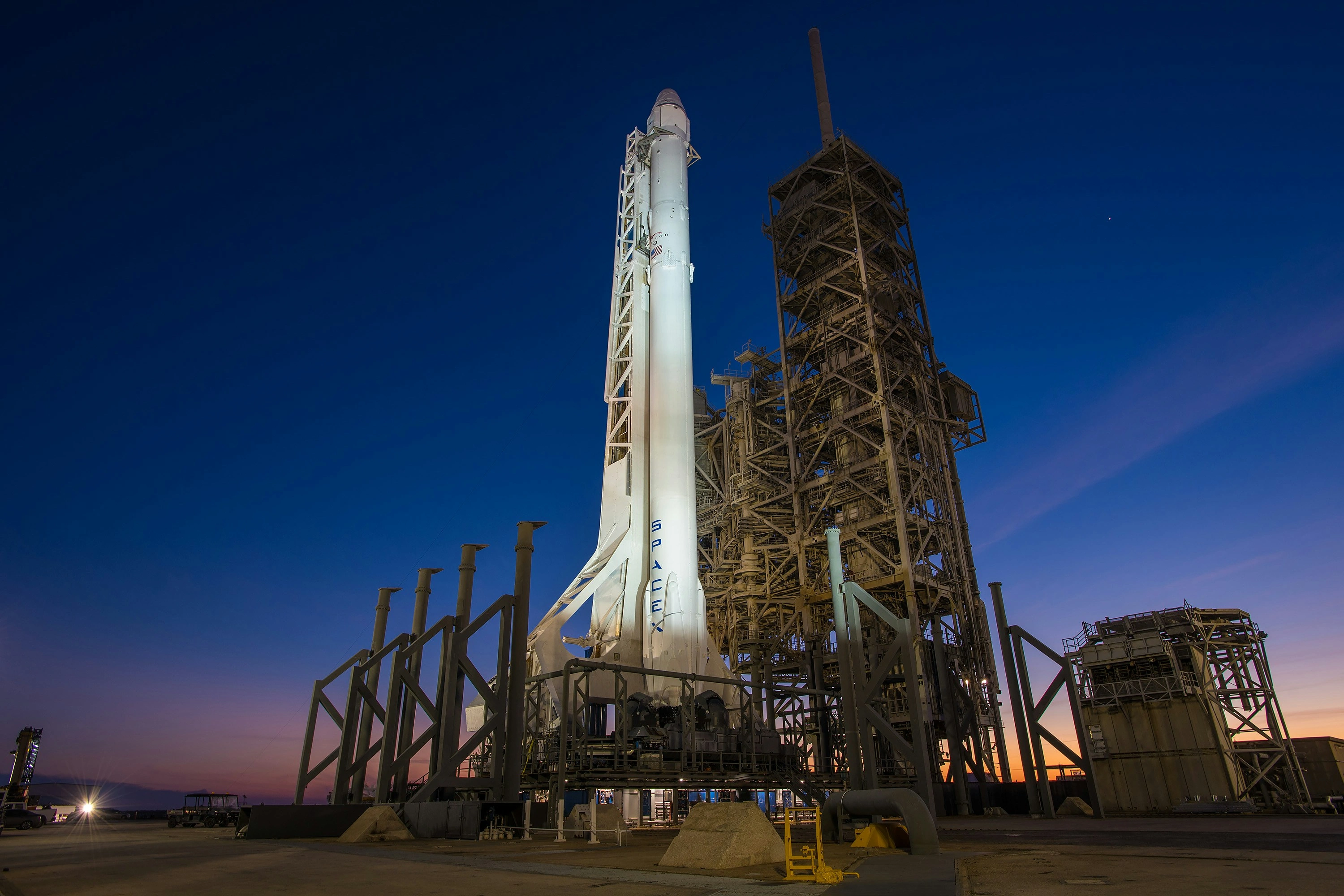 6a2fafdcd2d7b8fbe026cb69_spacex-9dF7pCyaM9s-unsplash.webp