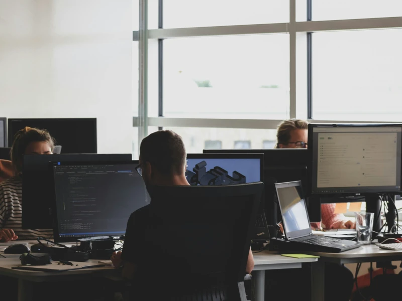 6a2f93ebd79d95a10ff30e2e_compagnons-Fa9b57hffnM-unsplash.webp